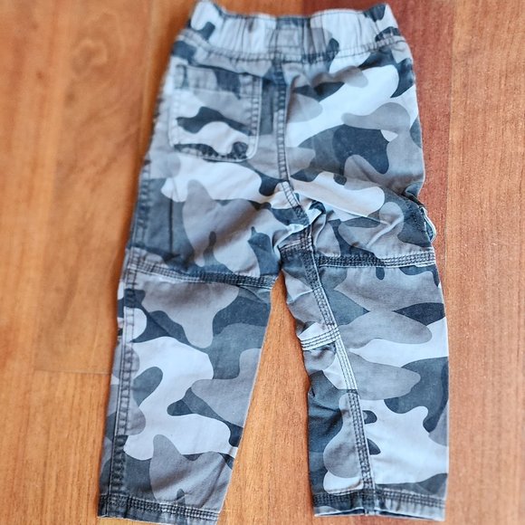 OshKosh B'gosh Toddler Gray Camo Cargo Pants Size 2T - Picture 7 of 8
